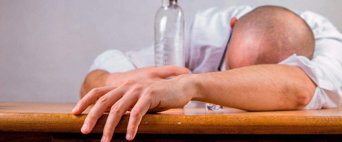 Como o álcool destrói a vida aos poucos - blog terra nova